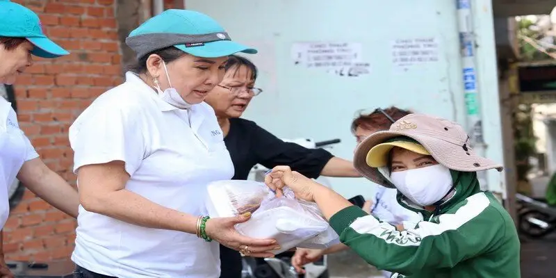 Bếp F8bet, Bữa Ăn Miễn Phí - Hành Trình Từ Thiện Đáng Tự Hào